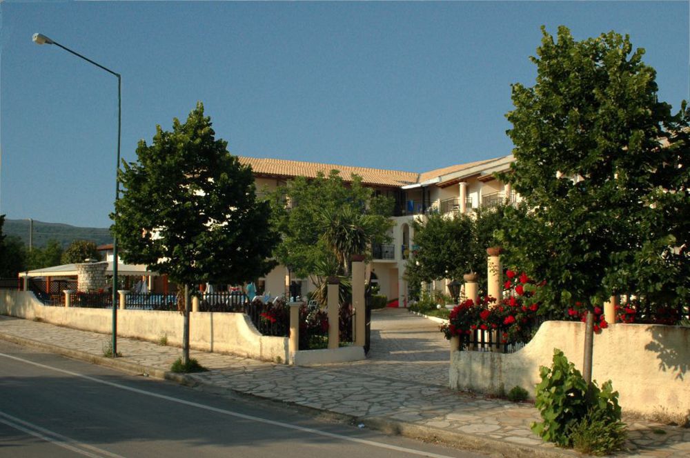 Silver Beach Hotel And Annexe Apartments (Adults Only) Roda  Exteriér fotografie